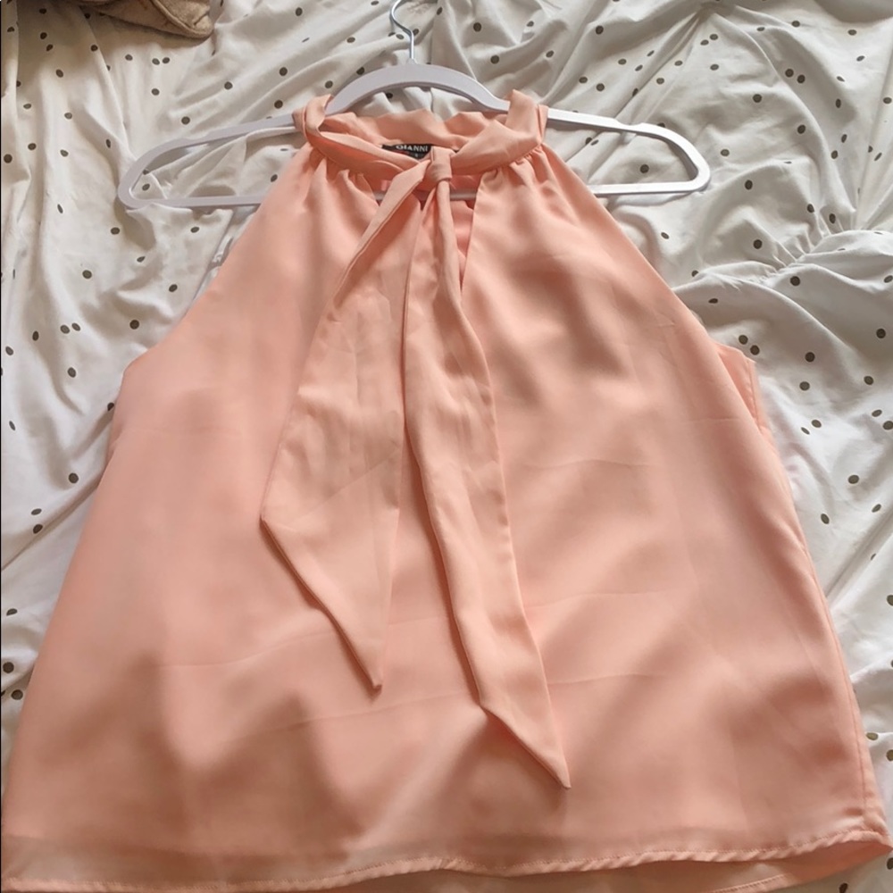 Light pink Sleeveless Blouse